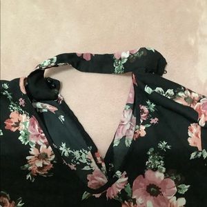 Cropped flower shirt